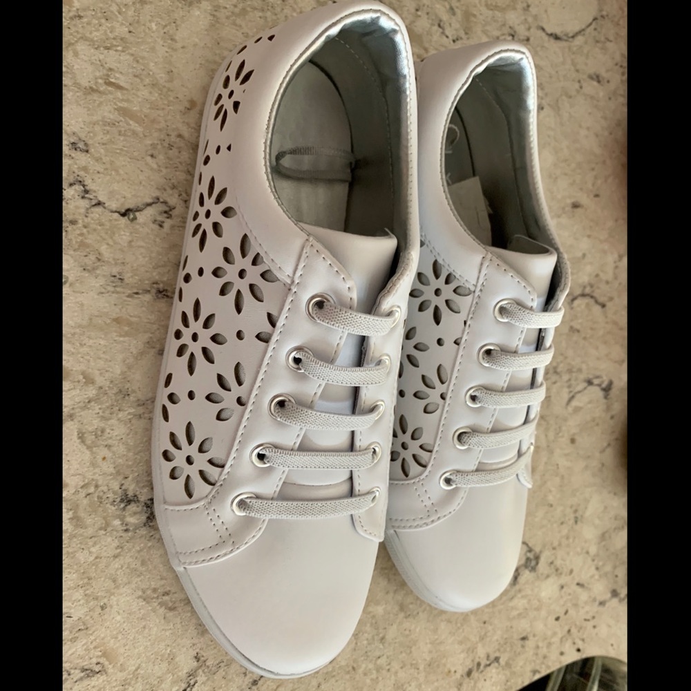 Janie & Jack sneakers